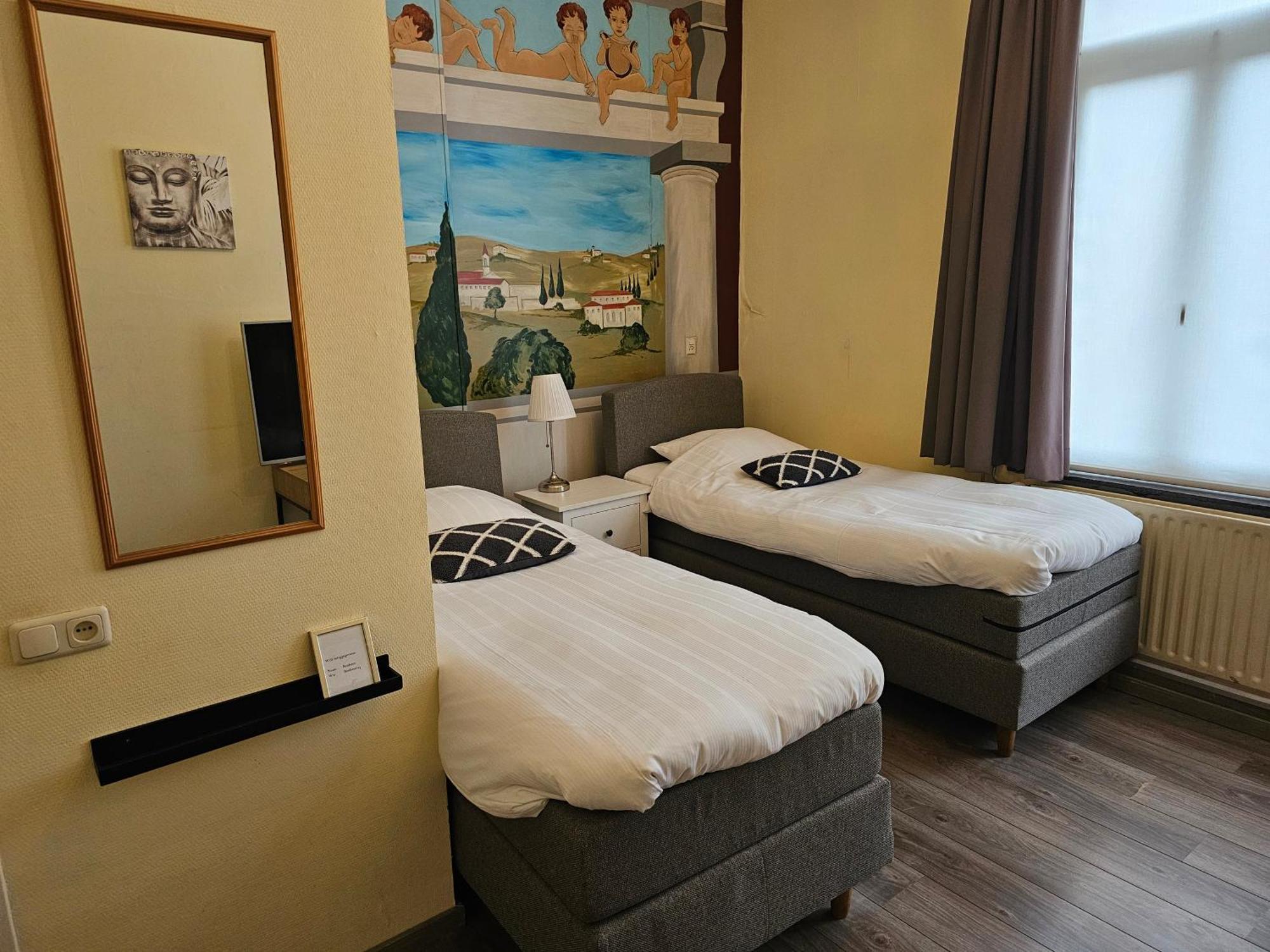 Hotel Le Bonheur Ейсден Екстериор снимка