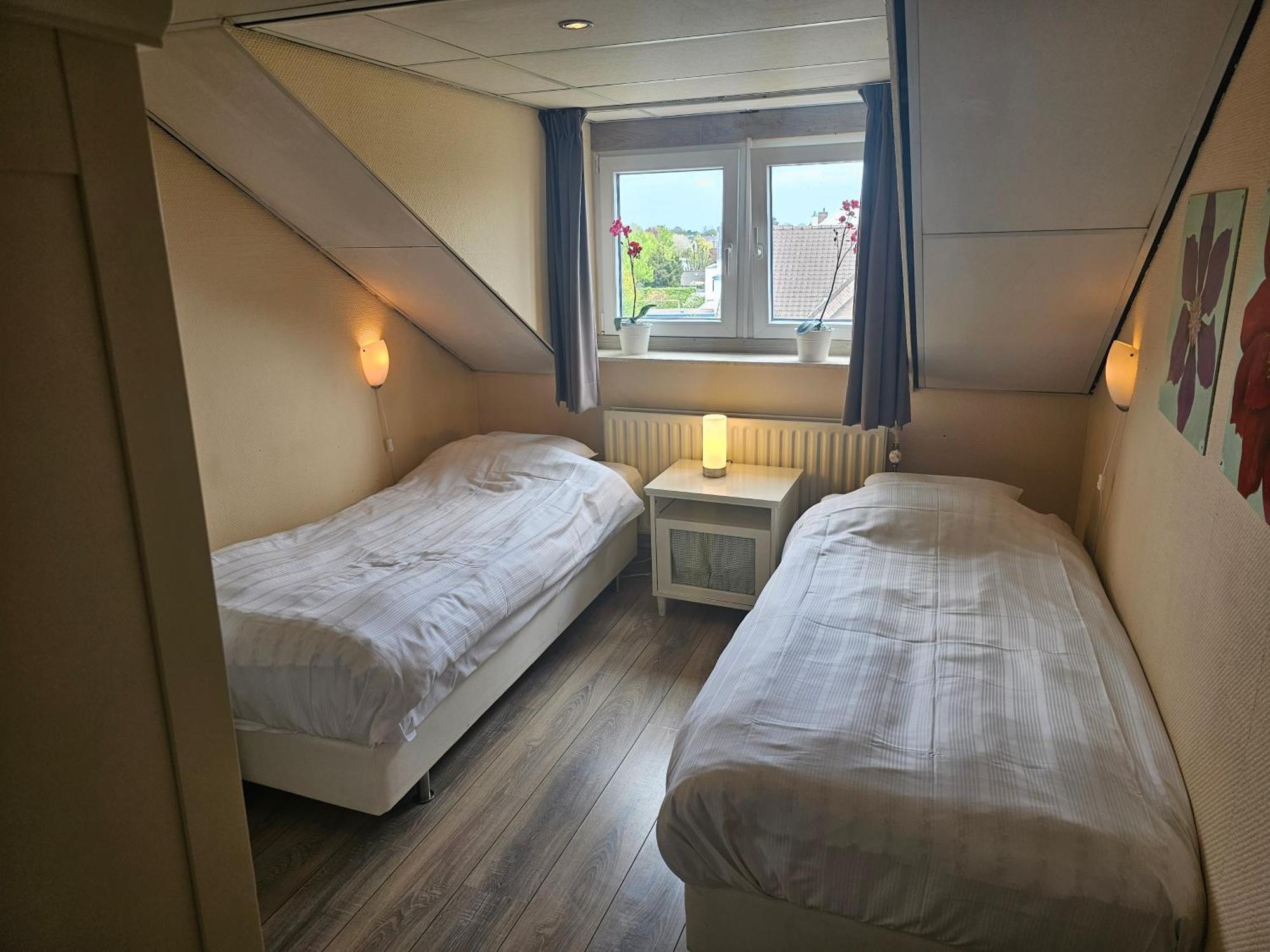 Hotel Le Bonheur Ейсден Екстериор снимка